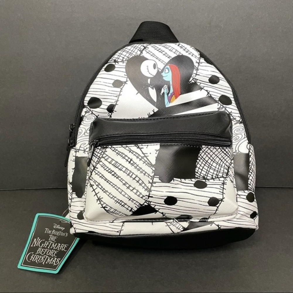 ❌❌SOLD❌❌NIGHTMARE BEFORE CHRISTMAS MINI BACK PACK